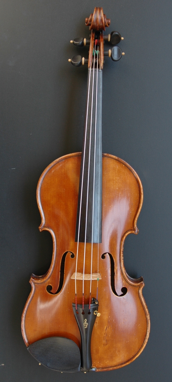 D: Nicolas Cremonne1800